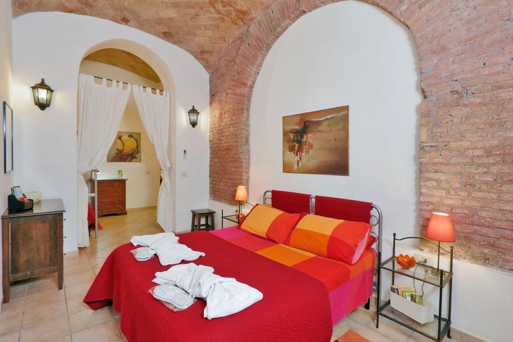 Lucky Holidays Rome Room photo